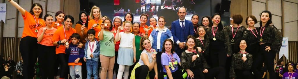 MERKEZEFENDIDE ZUMBA ALL STAR YARISMASI COSKU ILE SONA ERDI 13