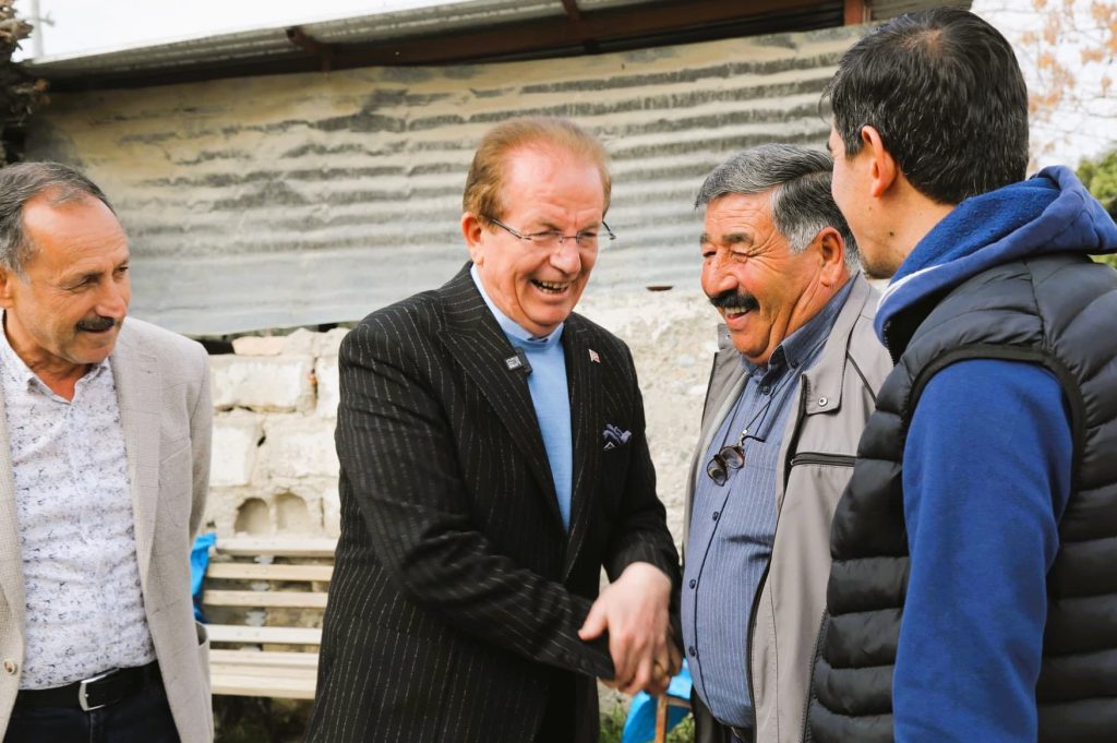 Pekdemir, Hizmet Yağdırdığı Kırsal Mahallerde Davulla Zurnayla Karşılandı... | Şifre Haber - Denizli Haberleri I https://www.sifrehaber.com/pekdemir-hizmet-yagdirdigi-kirsal-mahallerde-davulla-zurnayla-karsilandi/