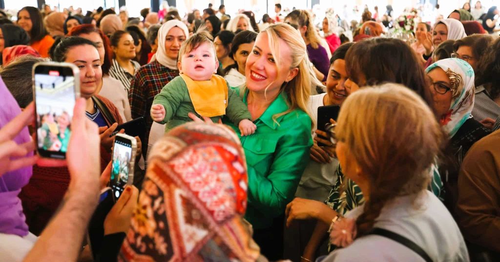 Şeniz Doğan’a Kadınlardan Sevgi Seli…