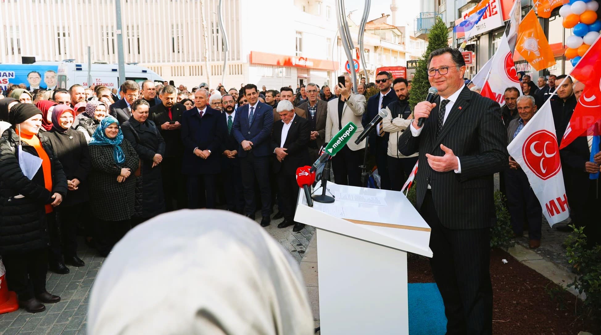 Başkan İnamlık’ın SKM Acılışı, Miting Havasına Dönüştü…