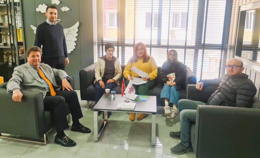 Uğur VEM Danışmanı Sevil: Olumlu Davranışın Gelişimi, Pozitif Yaklaşıma Bağlı...