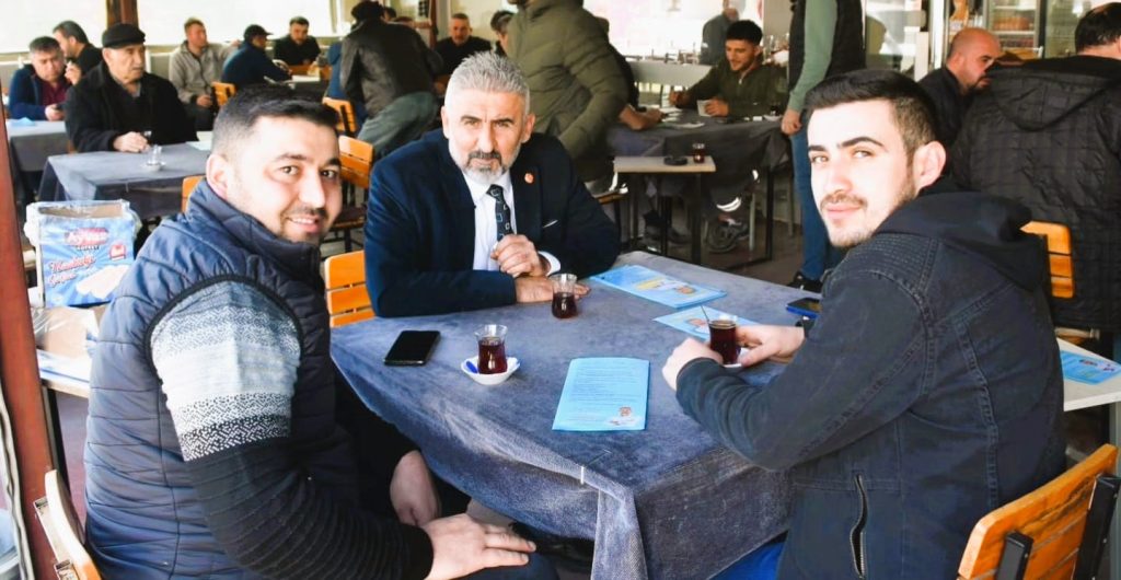 İYİ Parti Pamukkale Adayı Berberoğlu: Yıllardır Bu Mahalleye Uğrayan Olmamış…