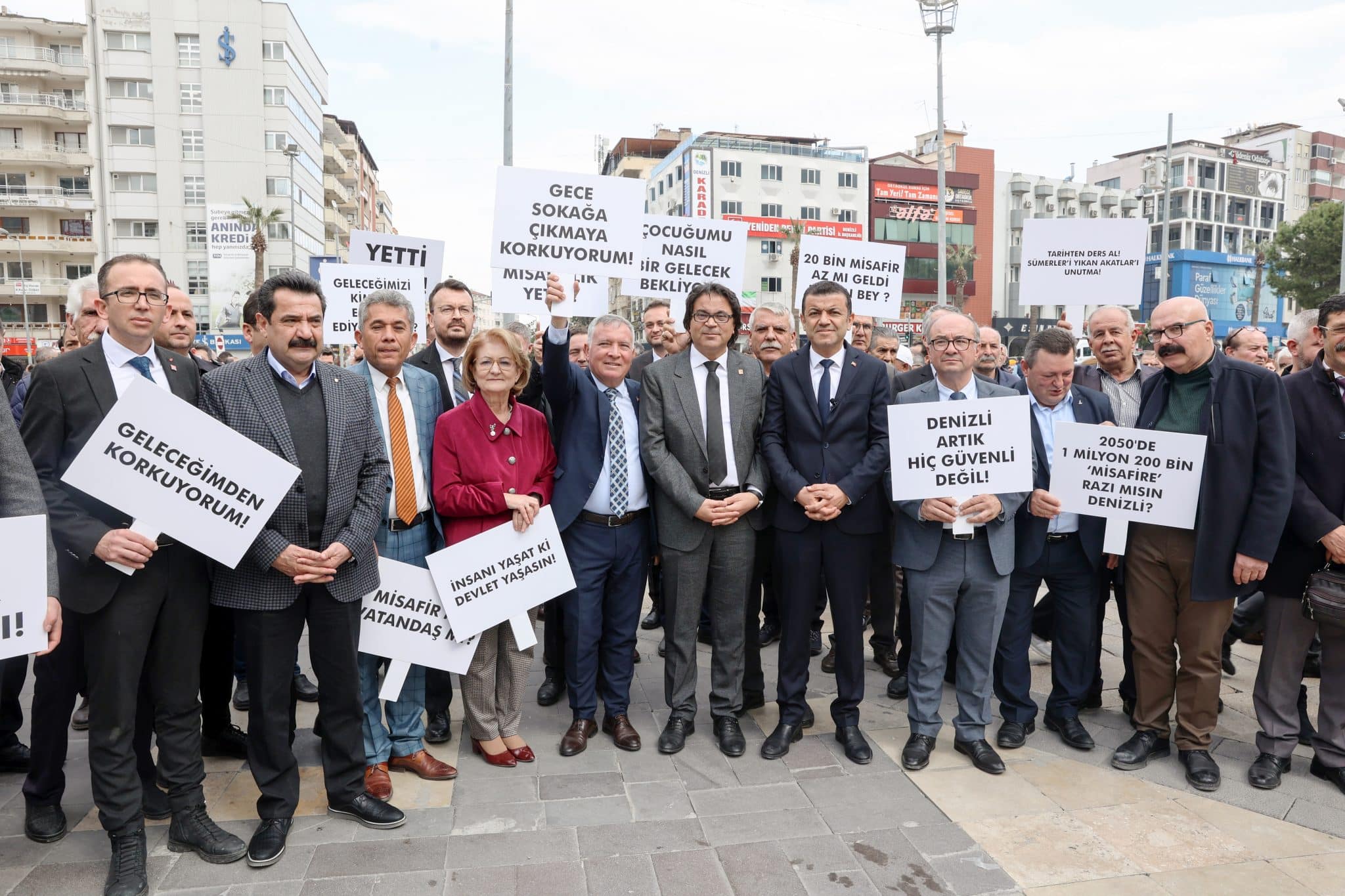 CHP Denizli Örgütü Mültecilere Karşı Ses Yükseltti…