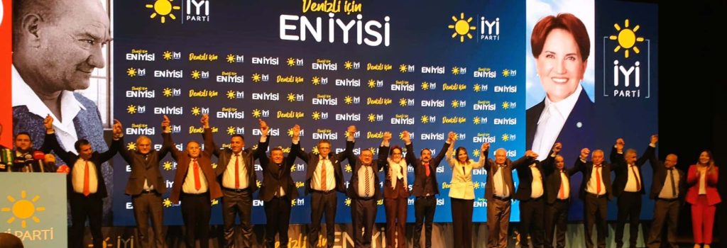 Denizli'ye Gelen Akşener, Partisinin Belediye Başkanı Adaylarını Tek Tek Tanıttı...