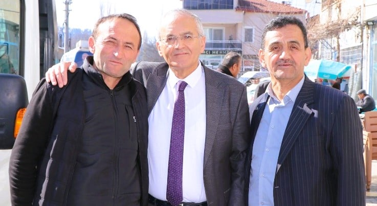 Başkan Adayı Altuğ, Kelekçi Mahallesinde Vatandaşlarla Buluştu...