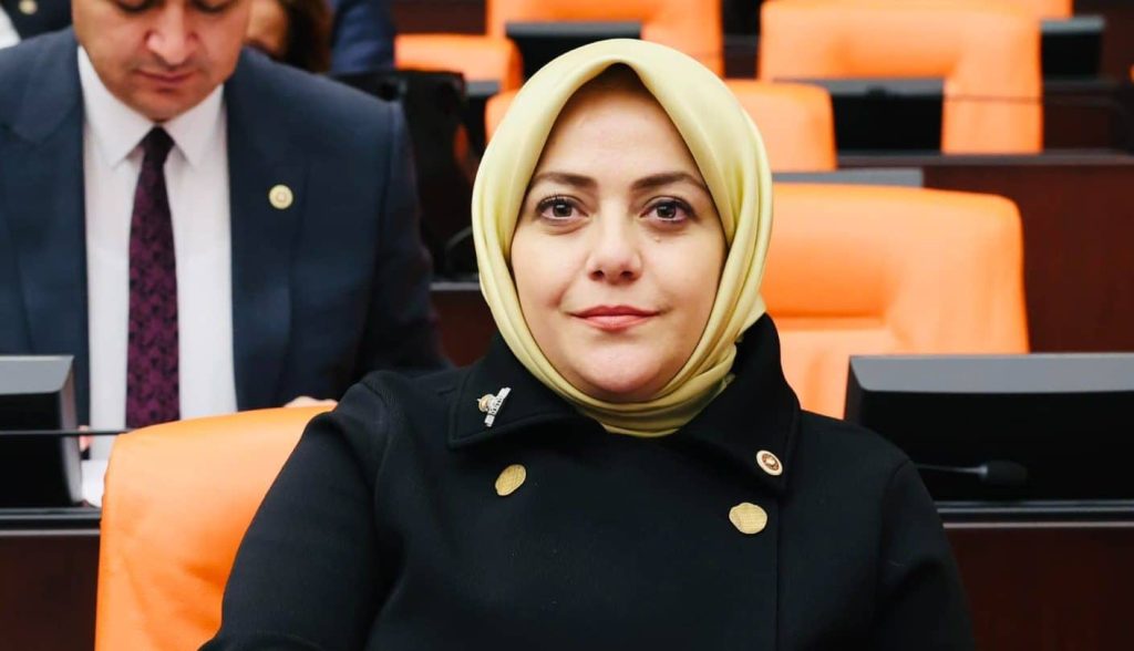 Gelecek ve Saadet Partisi’nin Denizli Büyükşehir Adayı Sema Silkin Ün…