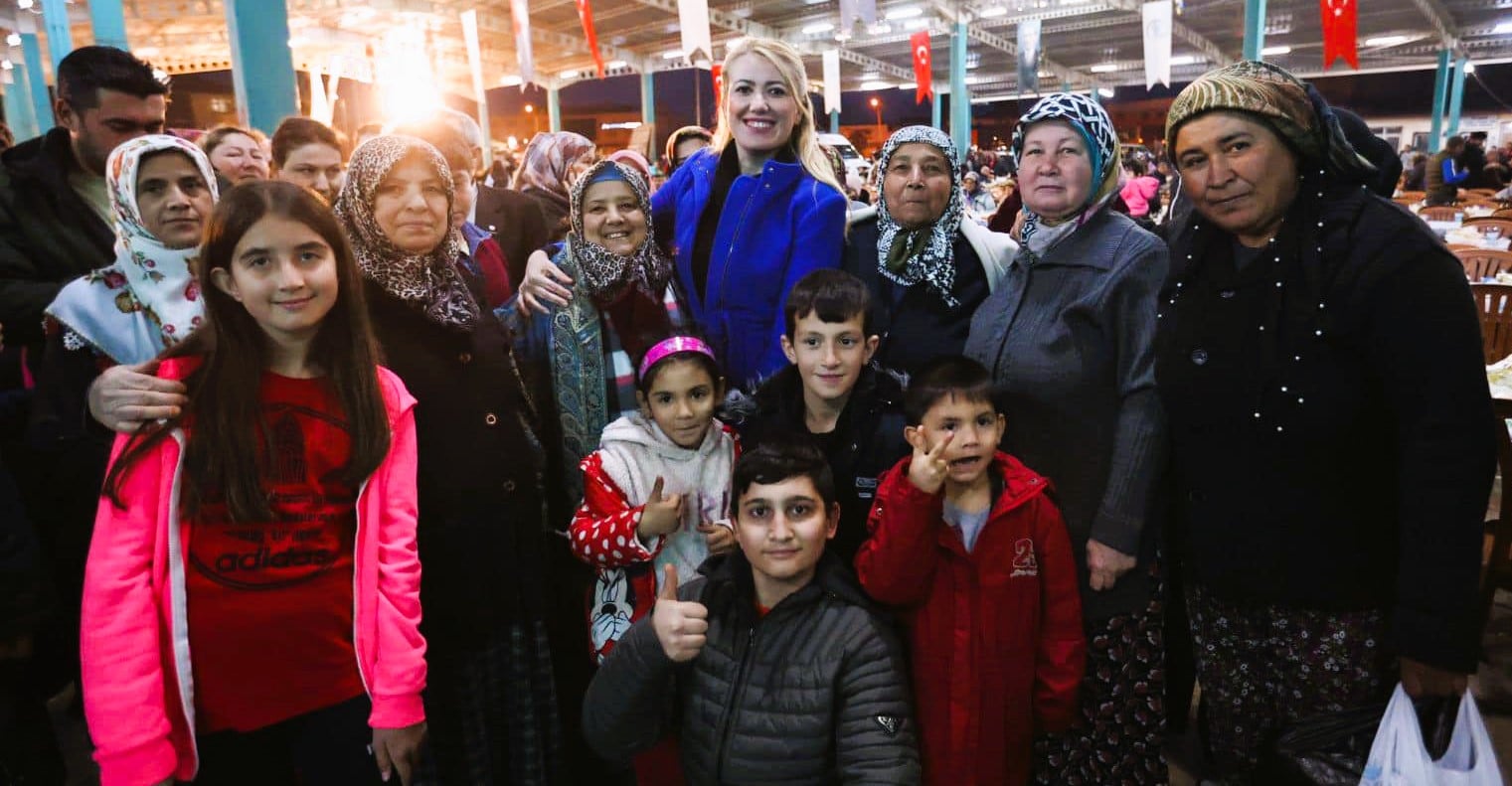 Binlerce Kişi Orucunu Sevindik Mahallesi’nde Açtı…