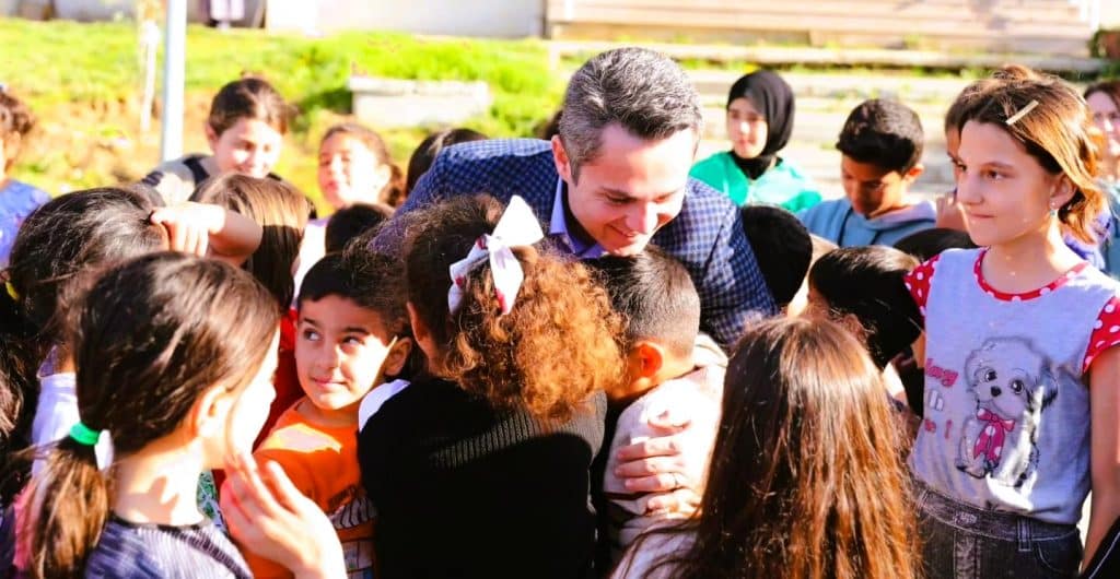 Kimi Sevgisini Sözleriyle Belli Ediyor, Kimi Selfie Çekip Paylaşıyor…