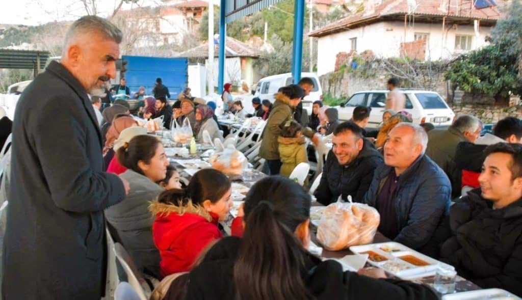 Berberoğlu: Pamukkale’de Turisti Bir Gün Fazla Tutacak Her Faaliyete Destek Vereceğim…