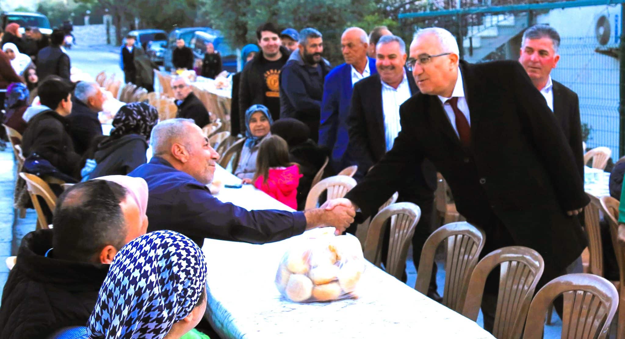 Çameli Belediye Başkanı ve Başkan Adayı Arslan, İftarlarda Vatandaşla Buluşuyor…