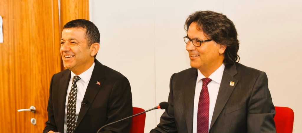 Çavuşoğlu: Hayalde Kalan Değil, Gerçekleşen Projeler…