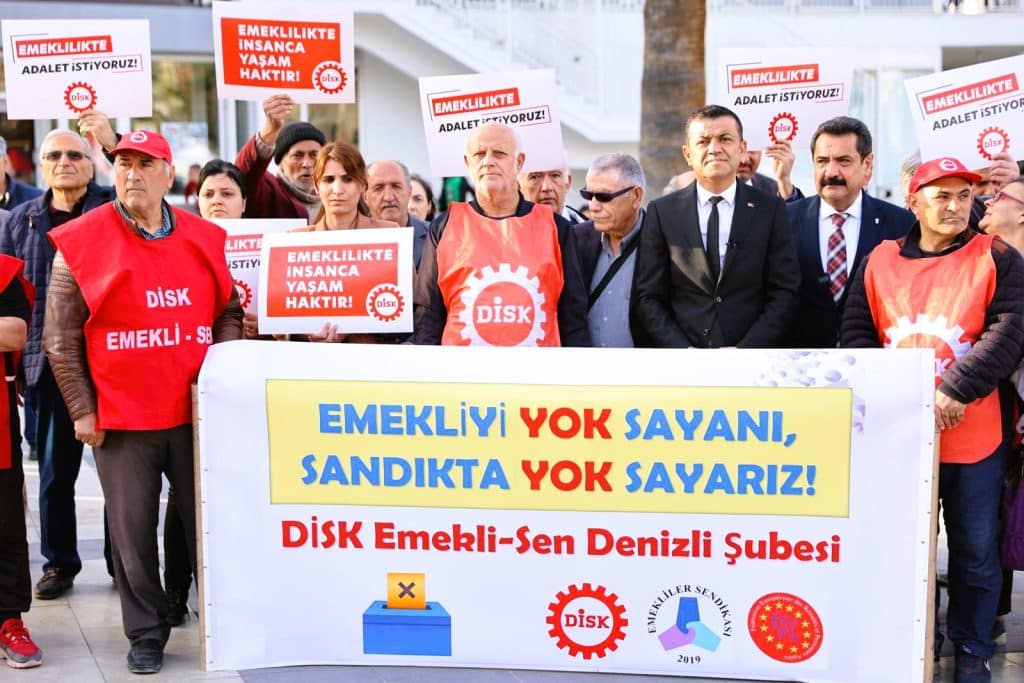 Emeklilerin Yanında Birleşen CHP Adayları Çavuşoğlu ve Ertemur