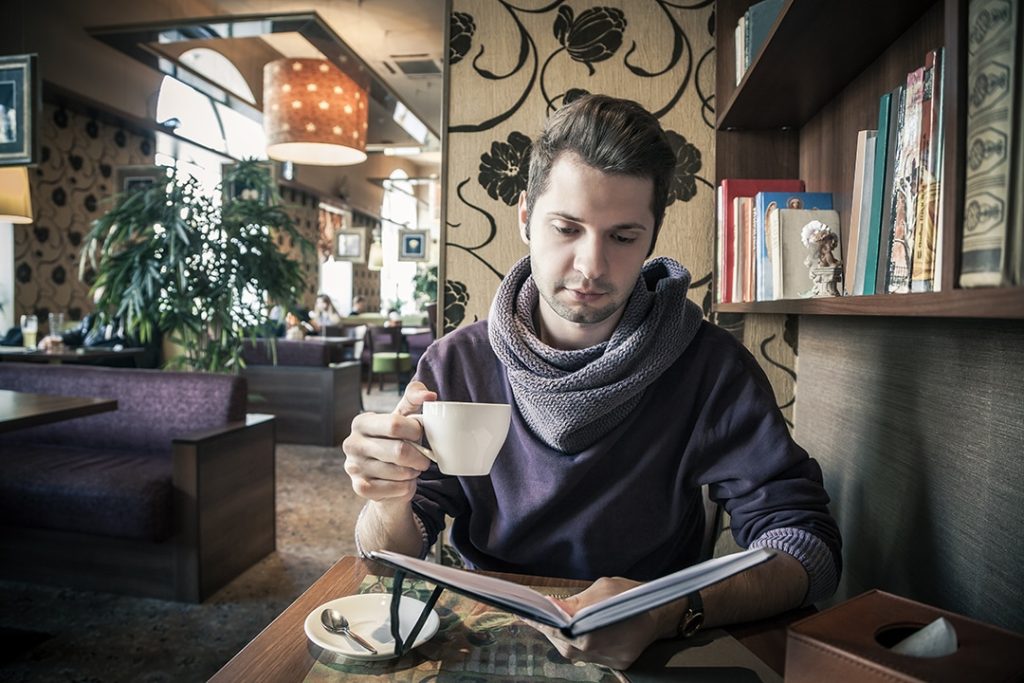 Ekrem Başer’den Bir Gençlik Projesi Daha: Merkezefendi’ye Kitap Kafeler Geliyor…