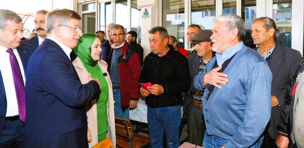 Davutoğlu, Başkan Adayı Ün’le Birlikte Denizlililerle Buluştu…