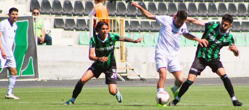 Denizlispor, Sahasında Aksaray Belediyespor ile Yenişemedi: 2-2