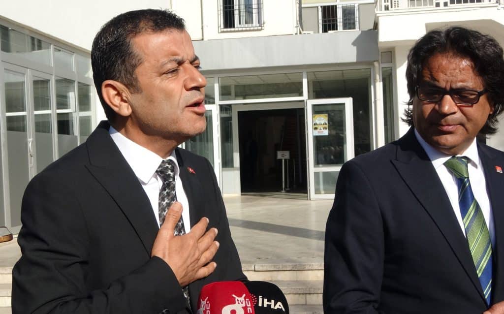 Denizli'nin Yeni Başkanı, Seçildiği Günün Sabahı Belediye Önüne Geldi ve...