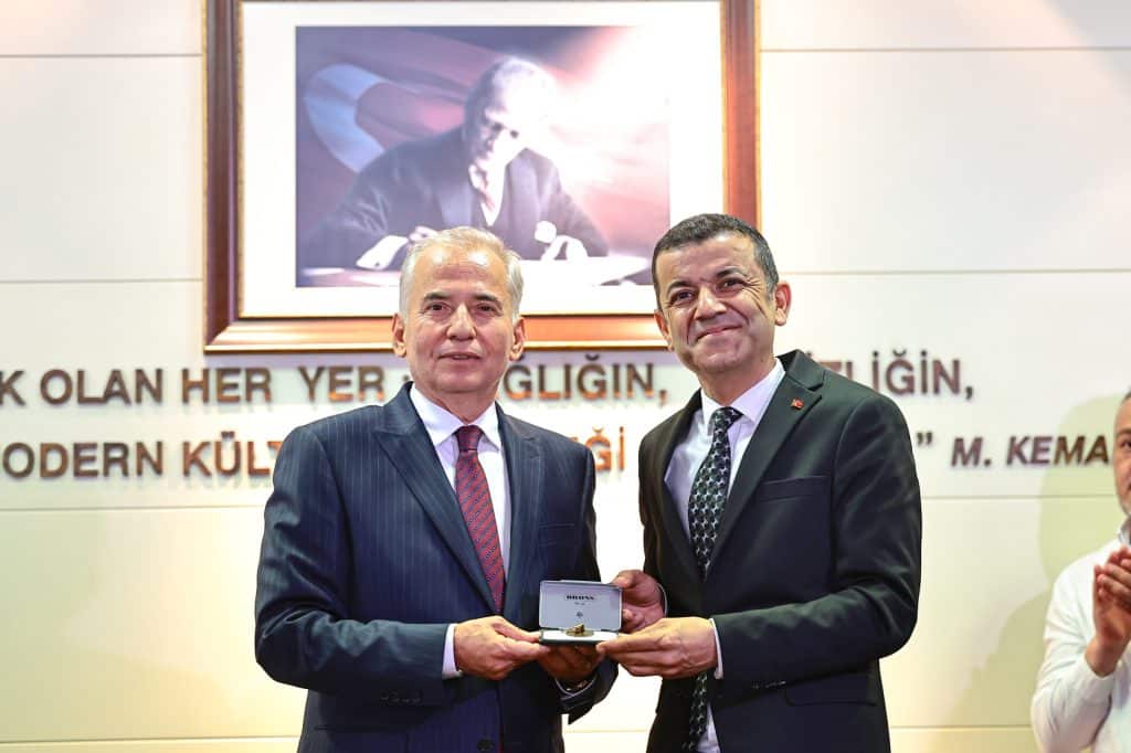 Yeni Seçilen Başkan Çavuşoğlu, Mühürü Zolan'dan Aldı...