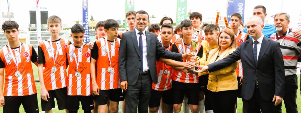 Denizli Emniyet Müdürlüğü'nün 'Mahallemde Maç Var' Futbol Turnuvası Sona Erdi...