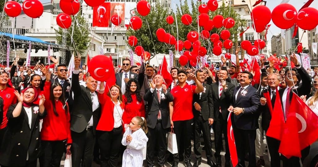 Denizli de 19 Mayıs Coşkusunu Doyasıya Yaşadı...