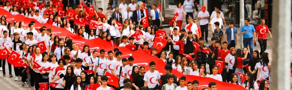 Denizli de 19 Mayıs Coşkusunu Doyasıya Yaşadı...