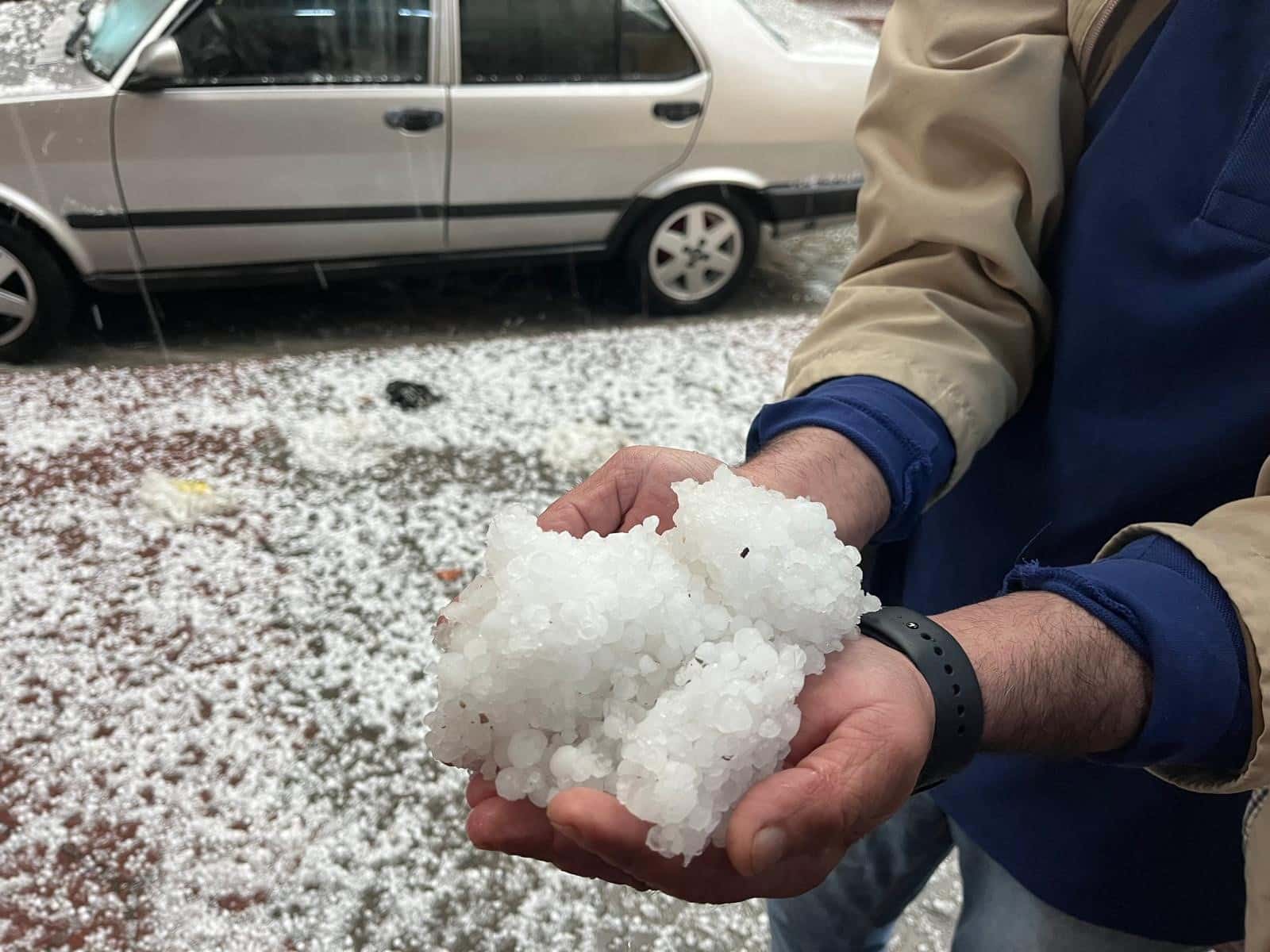 Denizli’de 5 santimi Bulan Dolu, Büyük Hasara Yol Açtı…