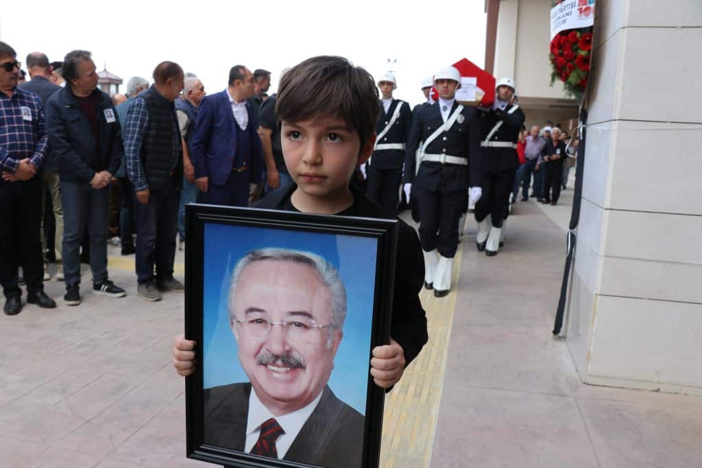 21. Dönem Denizli Milletvekili Kocabatmaz, Son Yolculuğuna Uğurlandı...