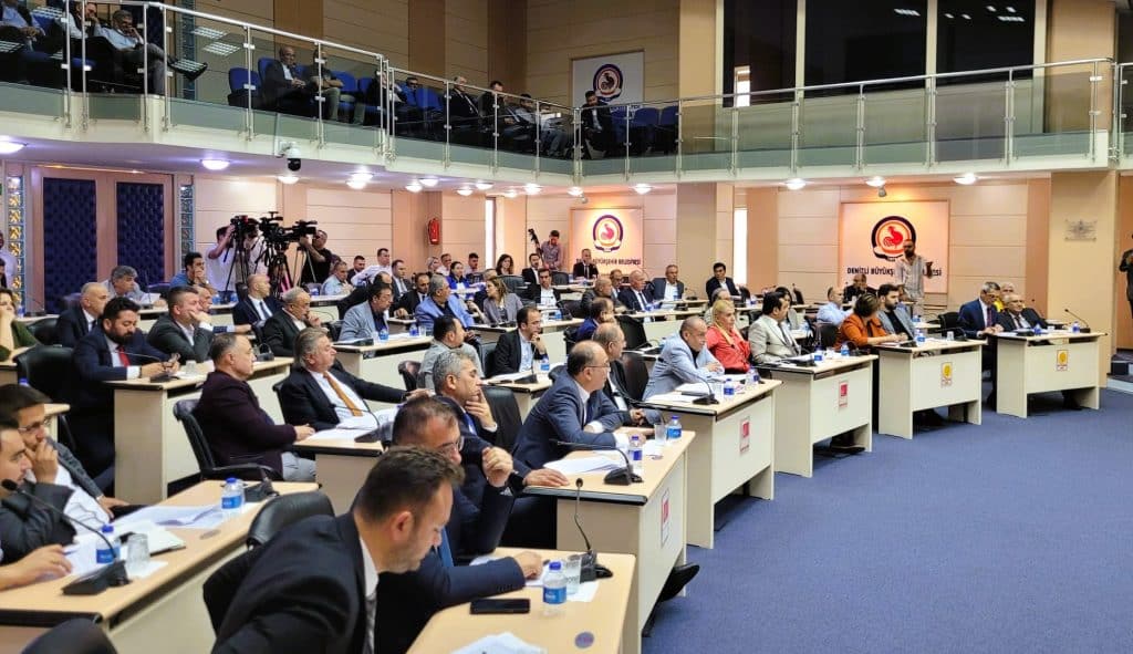 Denizli Büyükşehir Meclisi Tarihi Bir Konuşmaya Sahne Oldu…