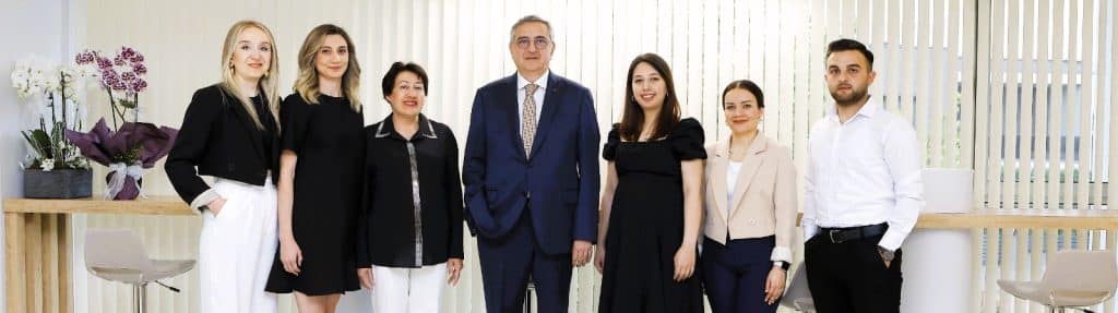 Denizli'nin Başarılı Göz Hastalıkları Uzmanı Prof. Dr. Cem Yıldırım, Kendi Merkezinde Hizmet Verecek...