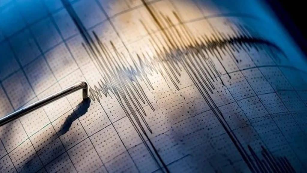 Marmaris Açıklarındaki Deprem, Denizli'de de Panik Yarattı...