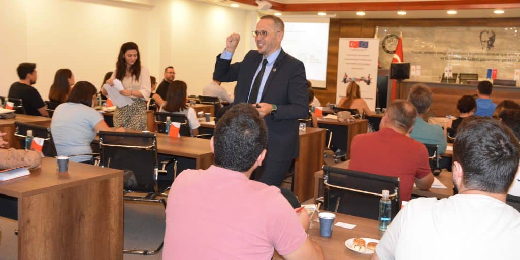 DTO’da Geleceğin Meslekleri Seminerleri Devam Ediyor...