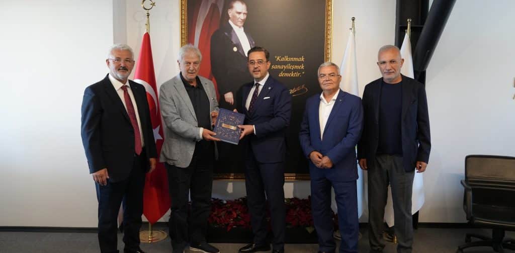 DSO Heyeti, Denizli Model Fabrika İçin İzmir’de Temaslarda Bulundu