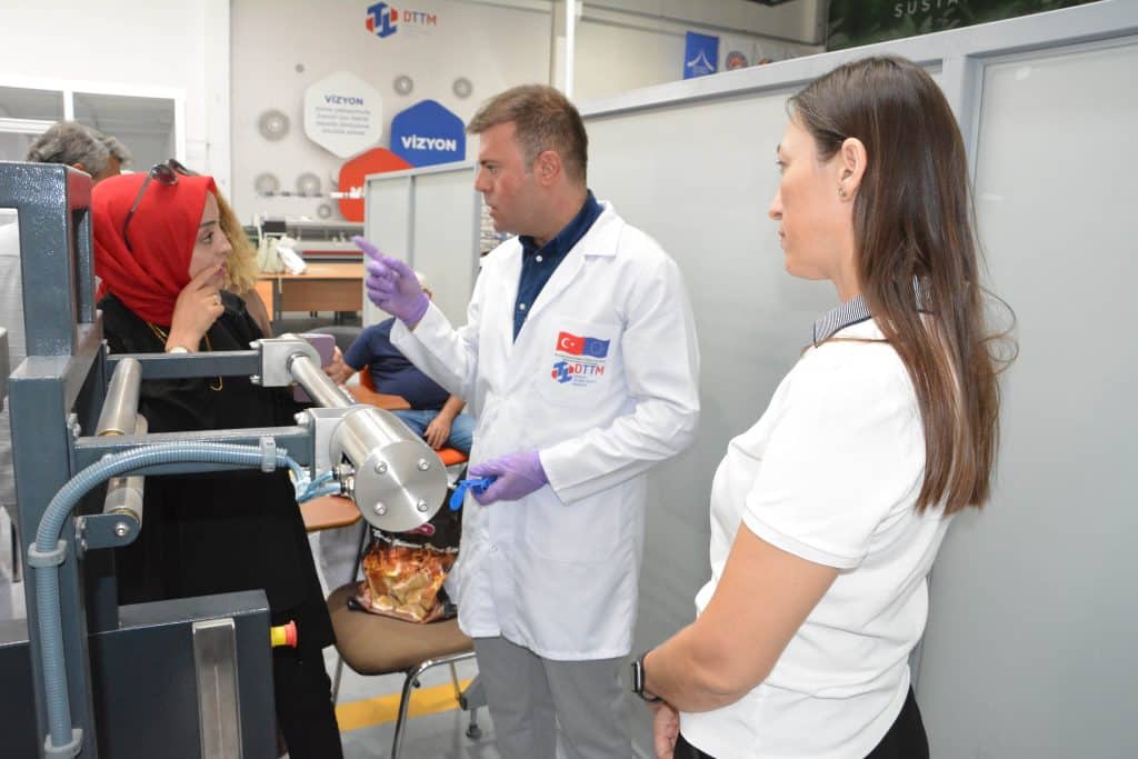 Denizli Ticaret Odası'nın Projesi ile Tekstil Eğitimi Kalitesi Artıyor...
