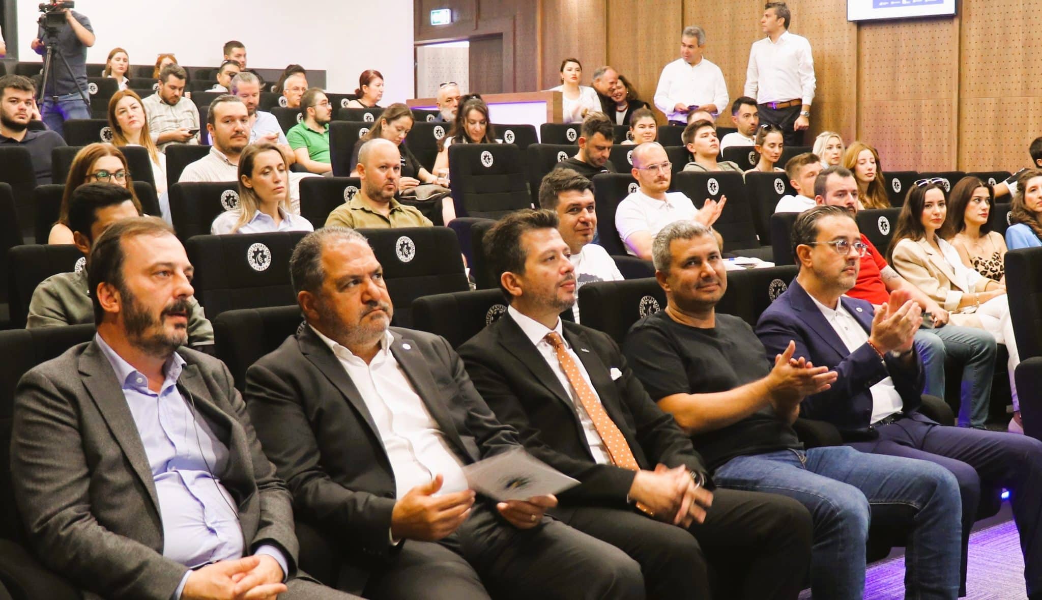 Denizli Sanayi Odası, Üyelerinin Rekabet Gücünü Artırmak İçin Yoğun çaba Harcıyor…