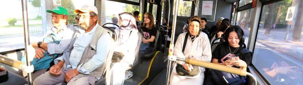 Denizli'de, Okulların Açılmasıyla Birlikte Otobüs Sefer Sayısı Artırıldı...