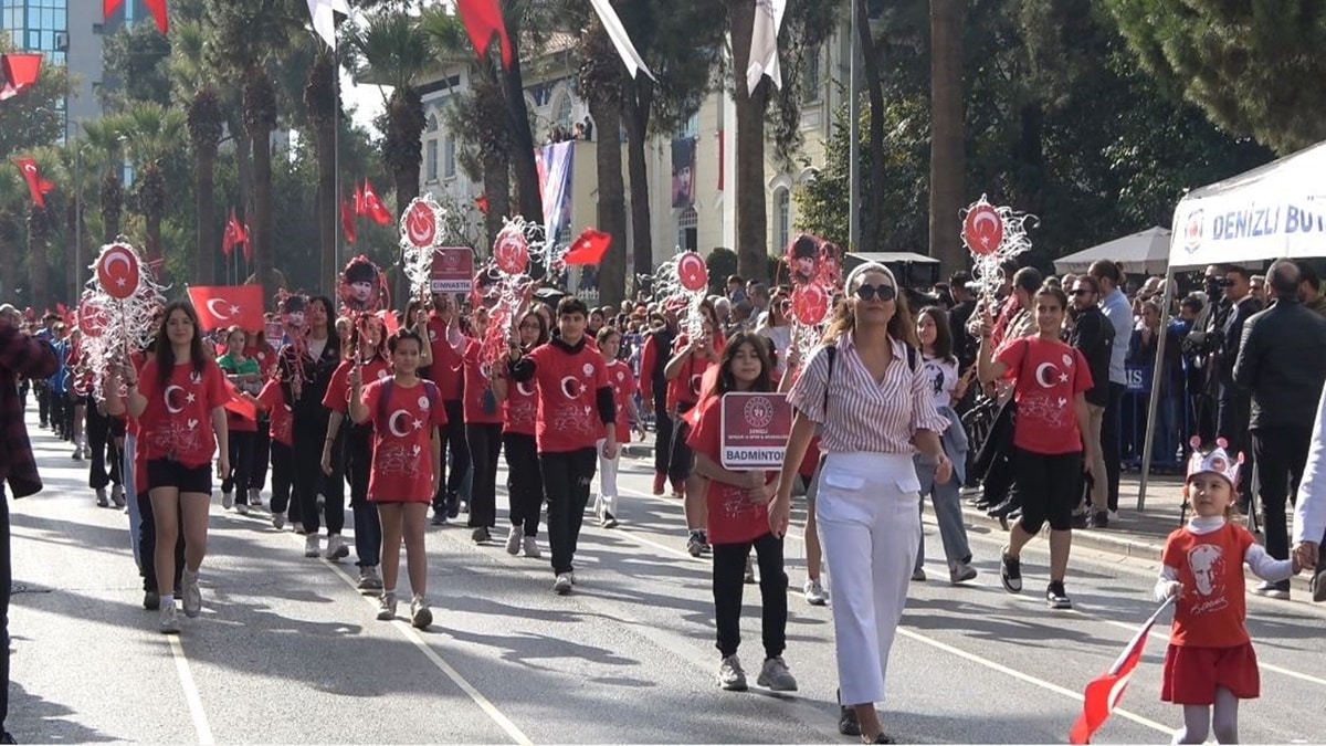 Denizli, Cumhuriyetin 101. Yılını Coşkuyla Kutladı…