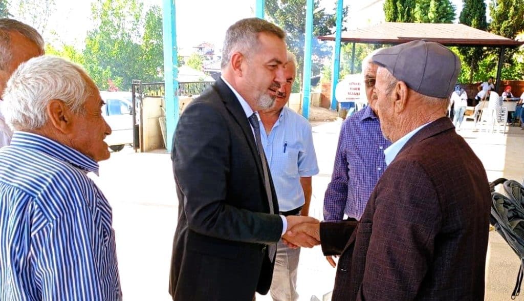 AK Parti İlçe Başkanı Özpek: Pamukkale de Hizmetin Yerini, İstifalar Alıyor...