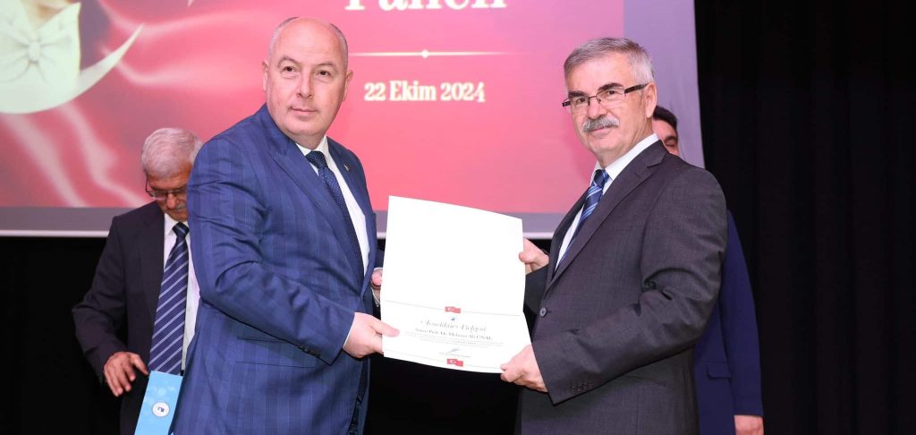 PAÜ, Cumhuriyet Bayramı'nda Hem Eğlendi Hem Öğretti...