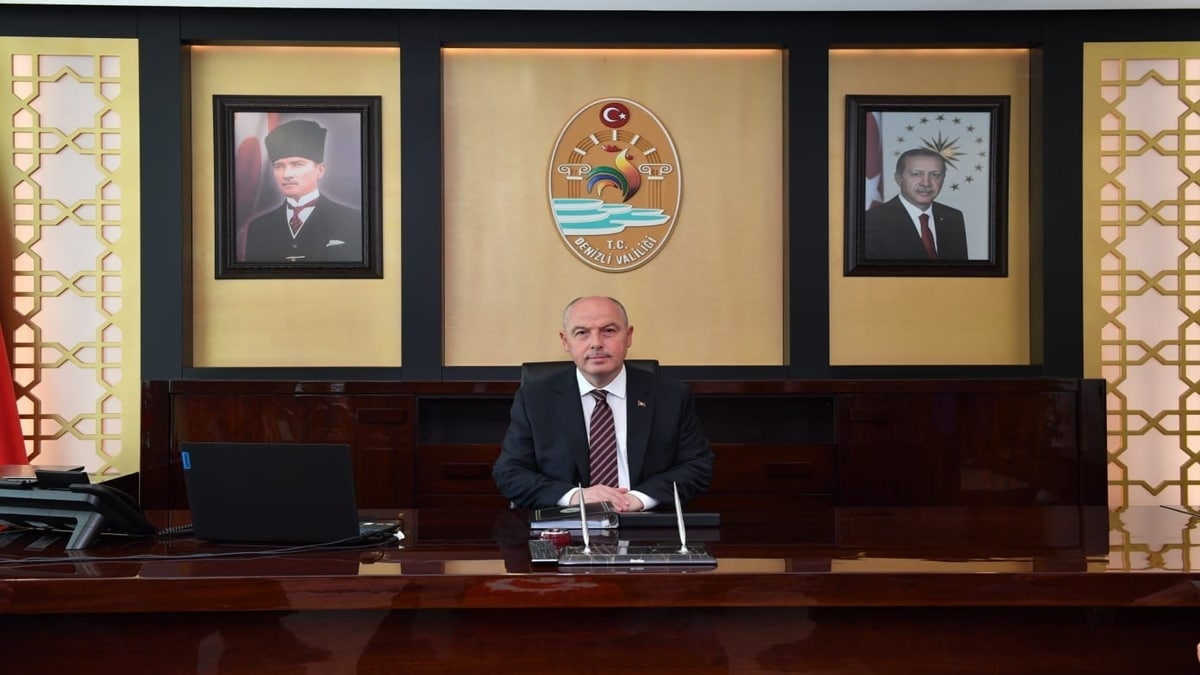 Vali Coşkun; “Cumhuriyetimizi İlelebet Korumak Hepimizin Müşterek Vazifesidir” 