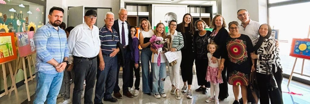 Uğurlu 5. sınıf Öğrencisi Arya'nın Resim Sergisine İlgi Büyüktü...