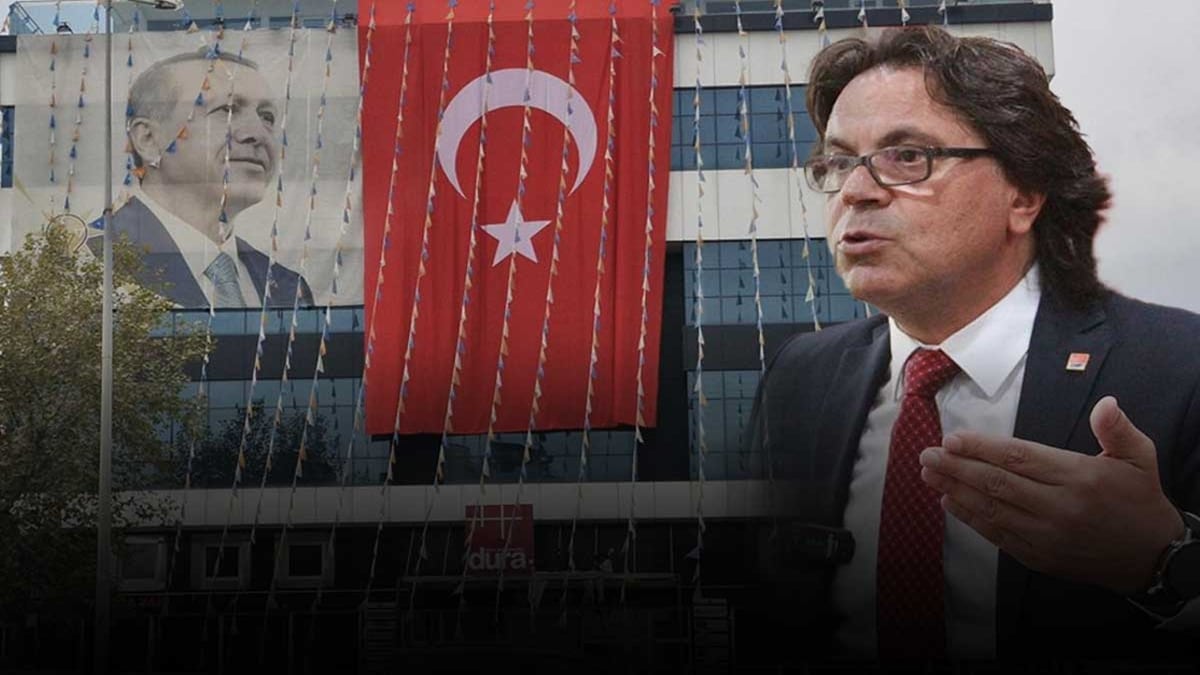 AK Parti Denizli İl Başkanlığına Asılmayan Bayrak Tepkilere Sebep Oldu… 