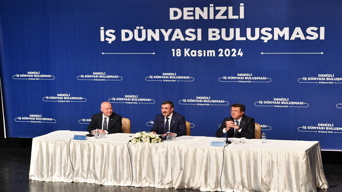 Cumhurbaşkanı Yardımcısı Cevdet Yılmaz, Denizli İş Dünyası ile Buluştu… 