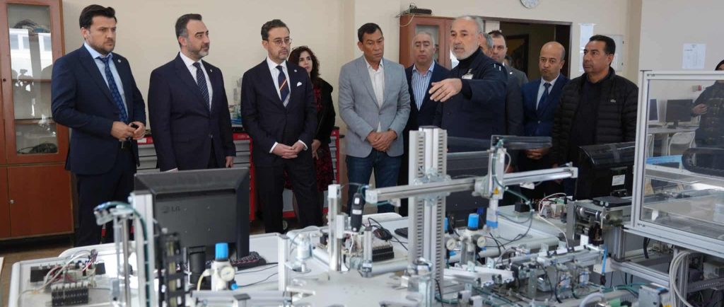 DSO İlk Ziyaretini Orhan Abalıoğlu Lisesi'ne Gerçekleştirdi...
