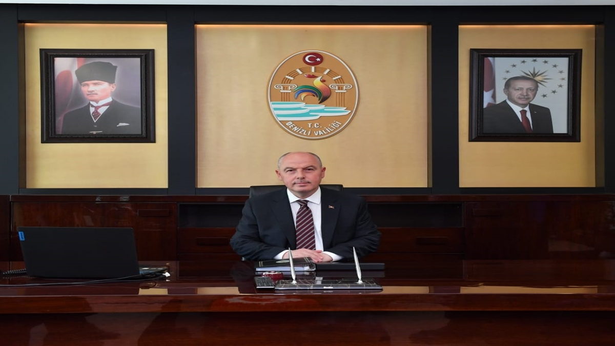 Denizli Valisi Çoşkun’dan 10 Kasım Mesajı… 