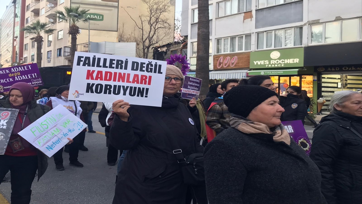 Denizli’de Kadınlar Hakları İçin Yürüdü…