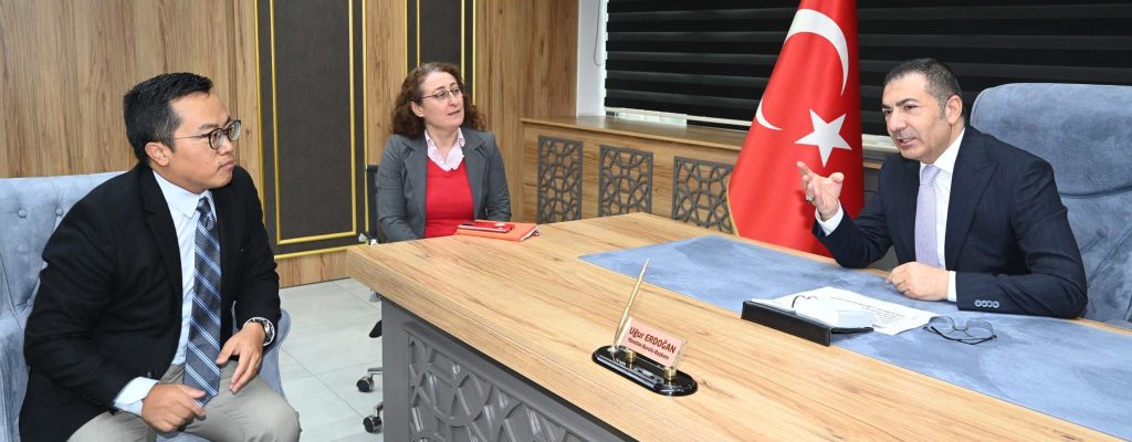 Hindistan Başkonsolosu Vinito, Denizli Ticaret Odası’nı Ziyaret Etti...