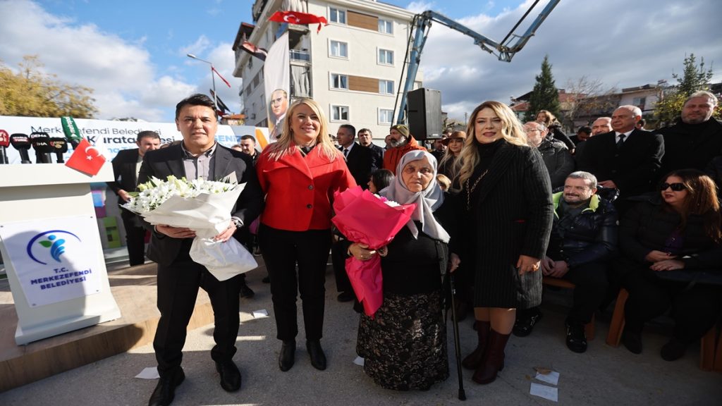 Merkezefendi Belediyesi Üçüncü Kreşi Mehmet Karataş Kreşinin Temeli Atıldı...