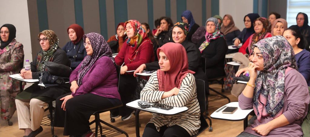 Merkezefendi’de Bağımlılıkla Mücadelede Ailenin Rolüne Dikkat Çekildi 