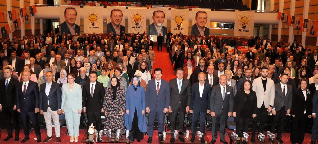 Nihat Zeybekci “Atatürk Hayatta Olsaydı AK Partili Olurdu...”