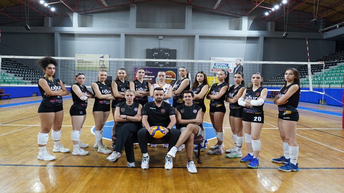 Uğur Spor Kulübü Aydın Büyükşehir Belediyesi’ni 3-0 Mağlup Etti… 