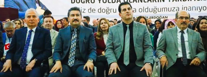 AK Parti'li Başkan Kürsüden Tepki Gösterdi: Yeni Başkanı Sosyal Medyadan Öğrendim…